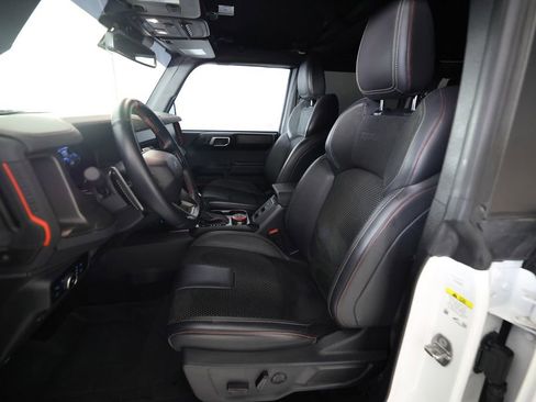 Used 2025 Ford Bronco Raptor AWD/4WD image 14