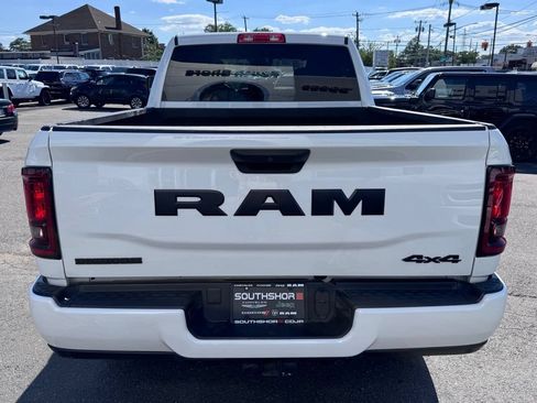Used 2025 RAM 2500 Big Horn AWD/4WD image 6