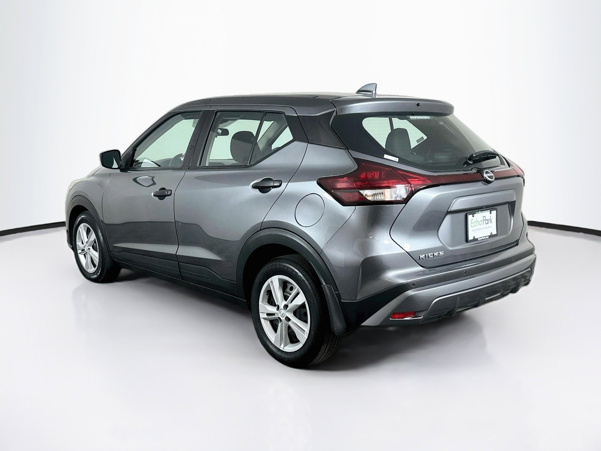 Used 2024 Nissan Kicks S FWD image 5
