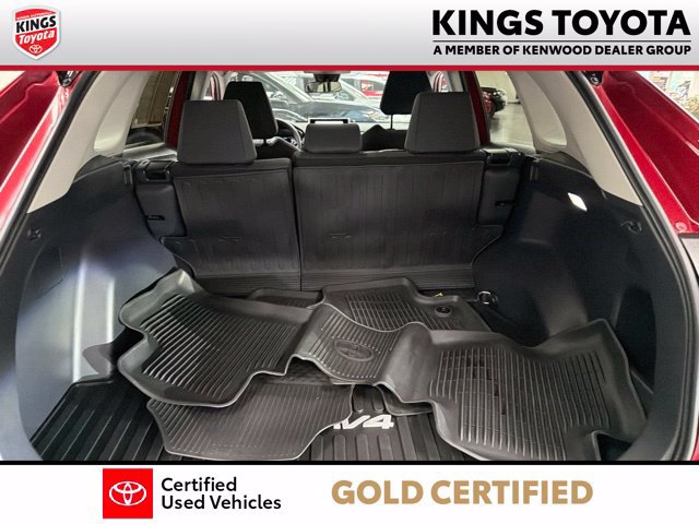 Used 2024 Toyota RAV4 LE FWD image 13