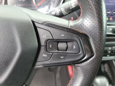 Certified 2021 Chevrolet TrailBlazer RS w/ Technology Package FWD image 27