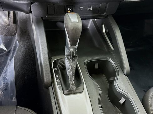 Certified 2025 Nissan Frontier SV RWD image 10