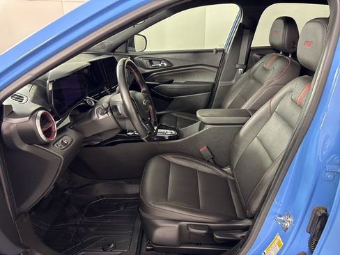 Used 2024 Chevrolet Trax RS w/ Driver Confidence Package FWD image 28