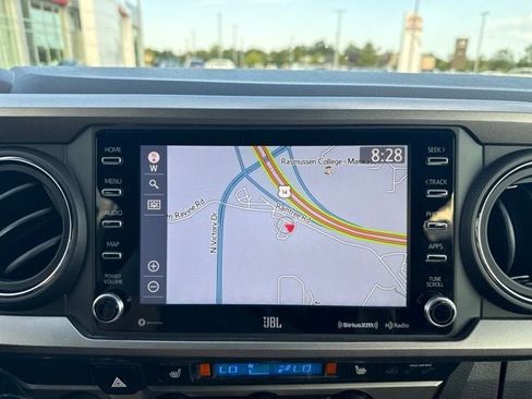 Certified 2020 Toyota Tacoma Limited AWD/4WD image 30