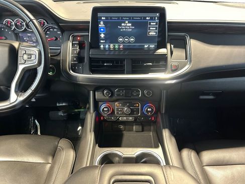 Used 2021 Chevrolet Suburban Z71 w/ Rear Media and Nav Package image 12