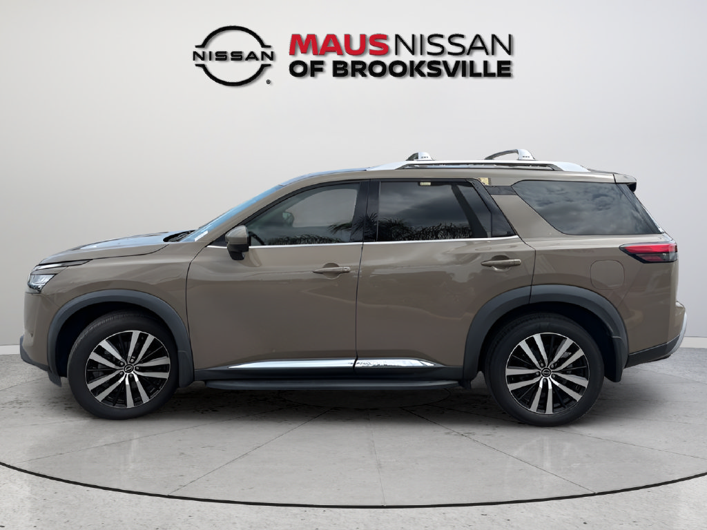 Certified 2023 Nissan Pathfinder Platinum w/ Cargo Package AWD/4WD image 5