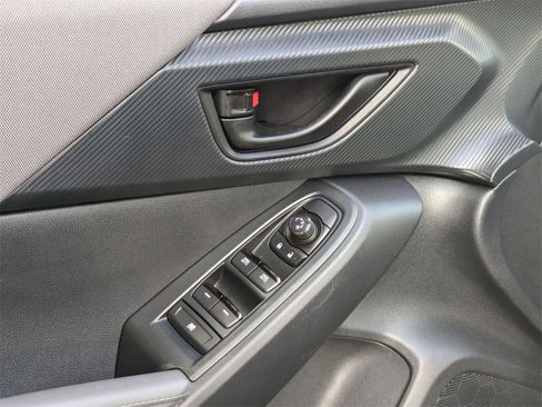 Used 2024 Subaru Crosstrek 2.0i Premium image 13