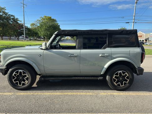 Used 2022 Ford Bronco Outer Banks AWD/4WD image 7