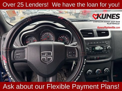 Used 2013 Dodge Avenger SE image 12