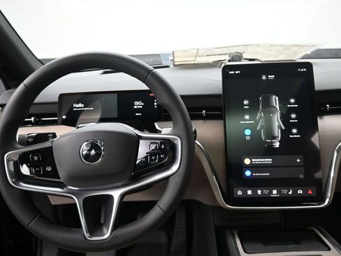 New 2025 Volvo EX90 Ultra image 25