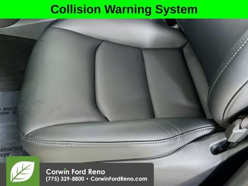 Used 2024 Tesla Model Y Long Range AWD/4WD image 18