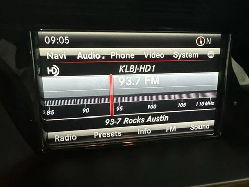 Used 2013 Mercedes-Benz GLK 350 4MATIC image 18