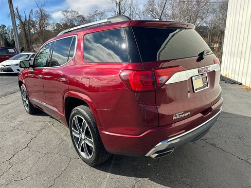 Used 2018 GMC Acadia Denali w/ Technology Package image 8