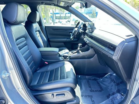 Used 2025 Honda CR-V Sport-L image 17