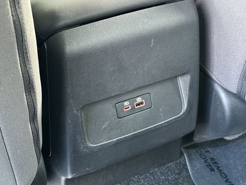 Certified 2024 Nissan Frontier SV w/ Graphics Package image 14