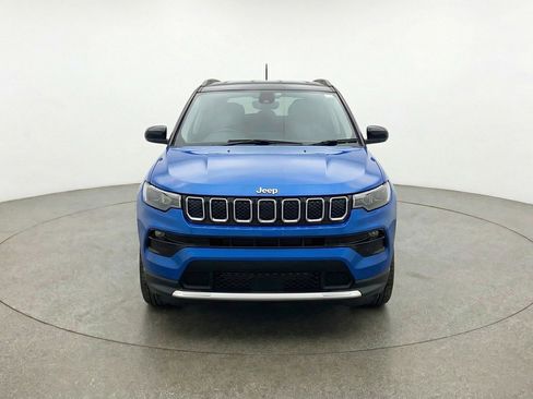 Used 2025 Jeep Compass Limited image 2