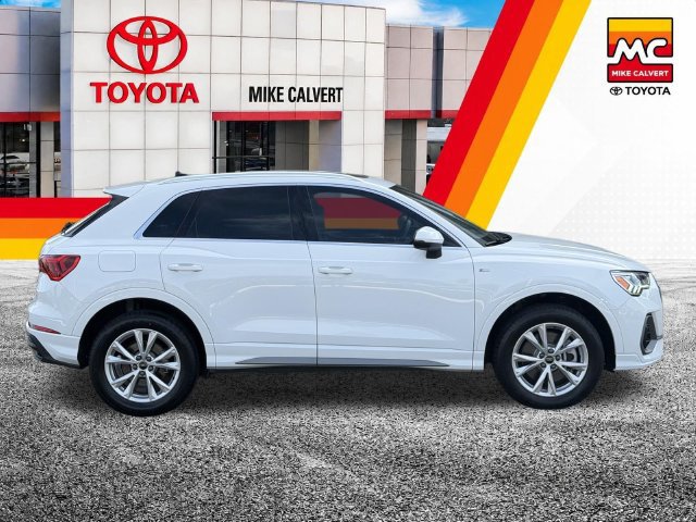 Used 2024 Audi Q3 2.0T Premium Plus w/ Premium Plus Package AWD/4WD image 7