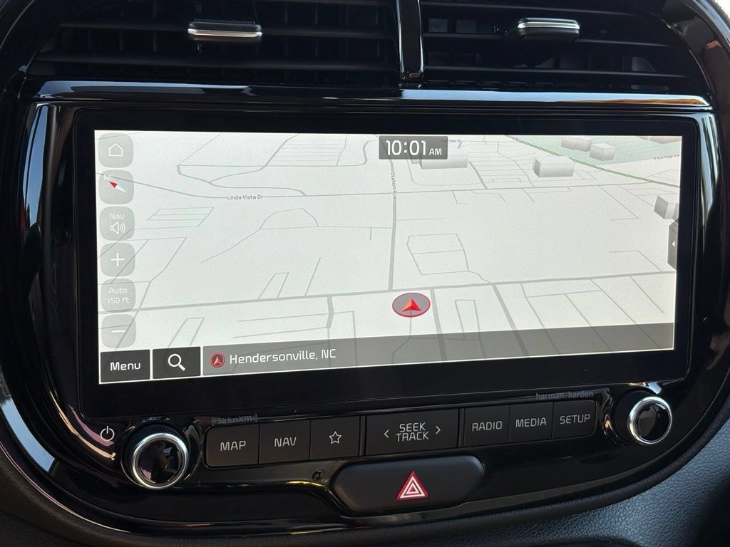 Used 2025 Kia Soul GT-Line w/ GT-Line Technology Package FWD image 11