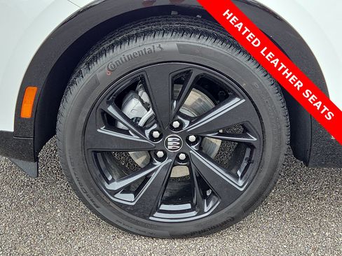 Used 2025 Buick Envision Sport Touring AWD/4WD image 7