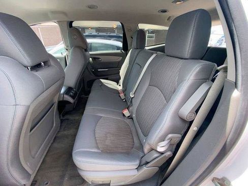 Used 2017 Chevrolet Traverse LS FWD image 7