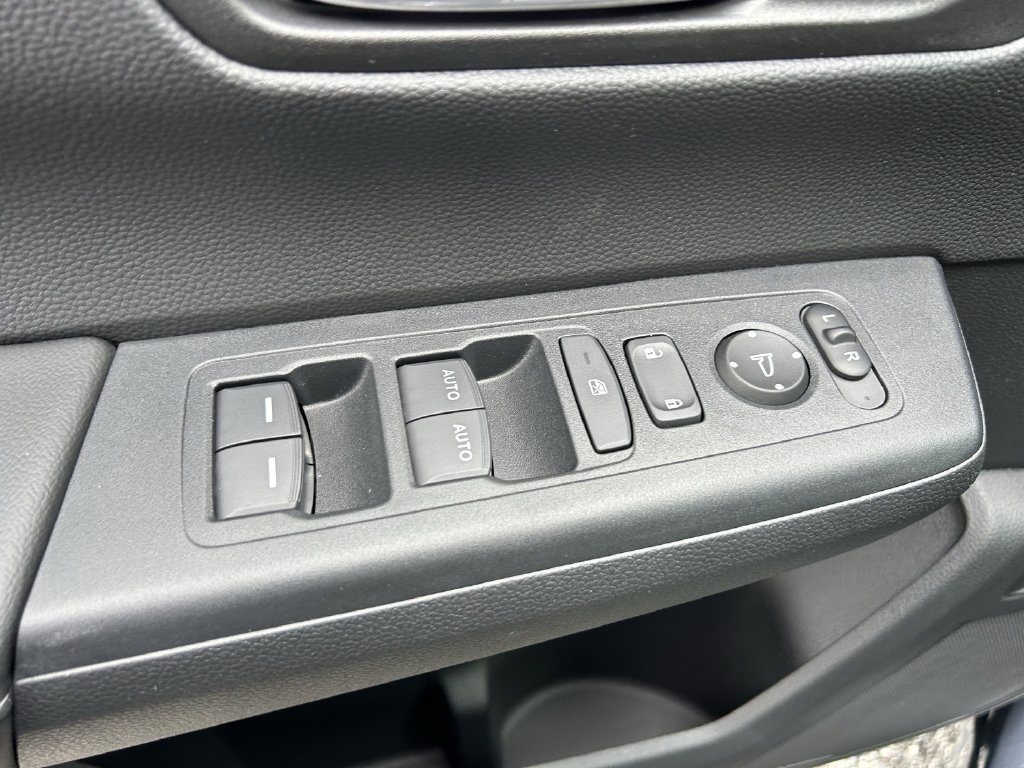Used 2025 Honda CR-V EX image 22