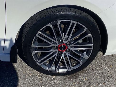 Used 2023 Kia Forte GT w/ GT2 Package image 9