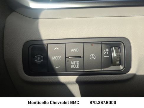 New 2027 GMC Terrain Denali w/ LPO, Black Badging Package AWD/4WD image 16