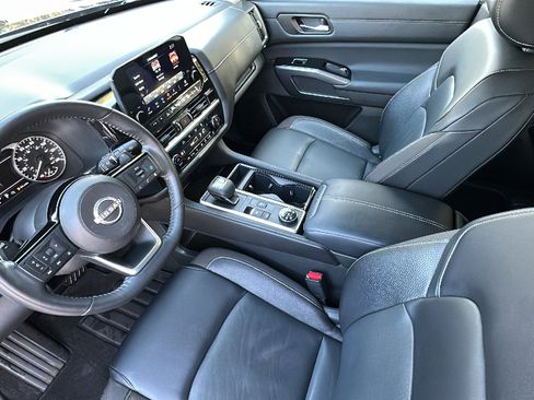 Certified 2022 Nissan Pathfinder SL image 21