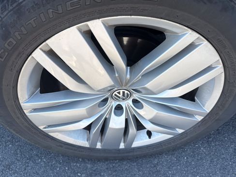 Used 2019 Volkswagen Atlas SEL AWD/4WD image 9