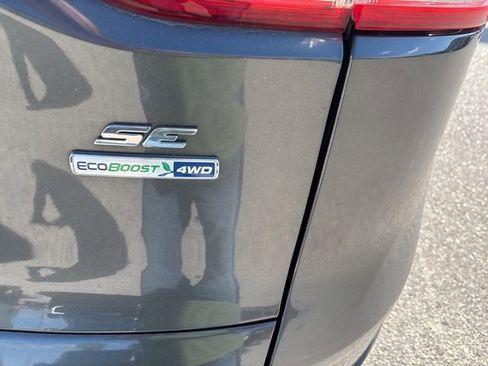 Used 2016 Ford Escape SE w/ Equipment Group 201A image 7