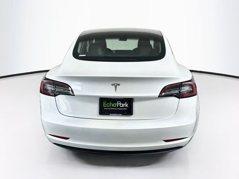 Used 2021 Tesla Model 3 Standard Range Plus RWD image 7