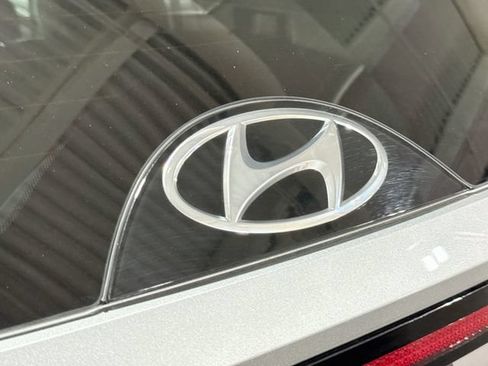 Certified 2023 Hyundai Tucson SEL AWD/4WD image 35