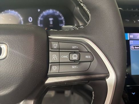 New 2026 Jeep Grand Cherokee Limited w/ Limited Altitude Package AWD/4WD image 3