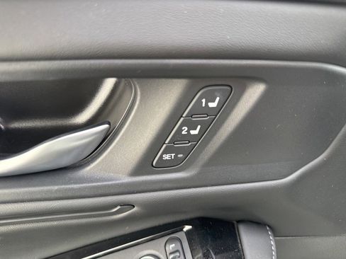 Used 2025 Honda Accord Touring image 8