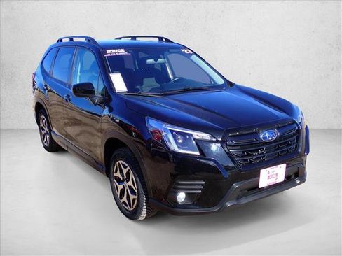 Certified 2023 Subaru Forester Premium image 6