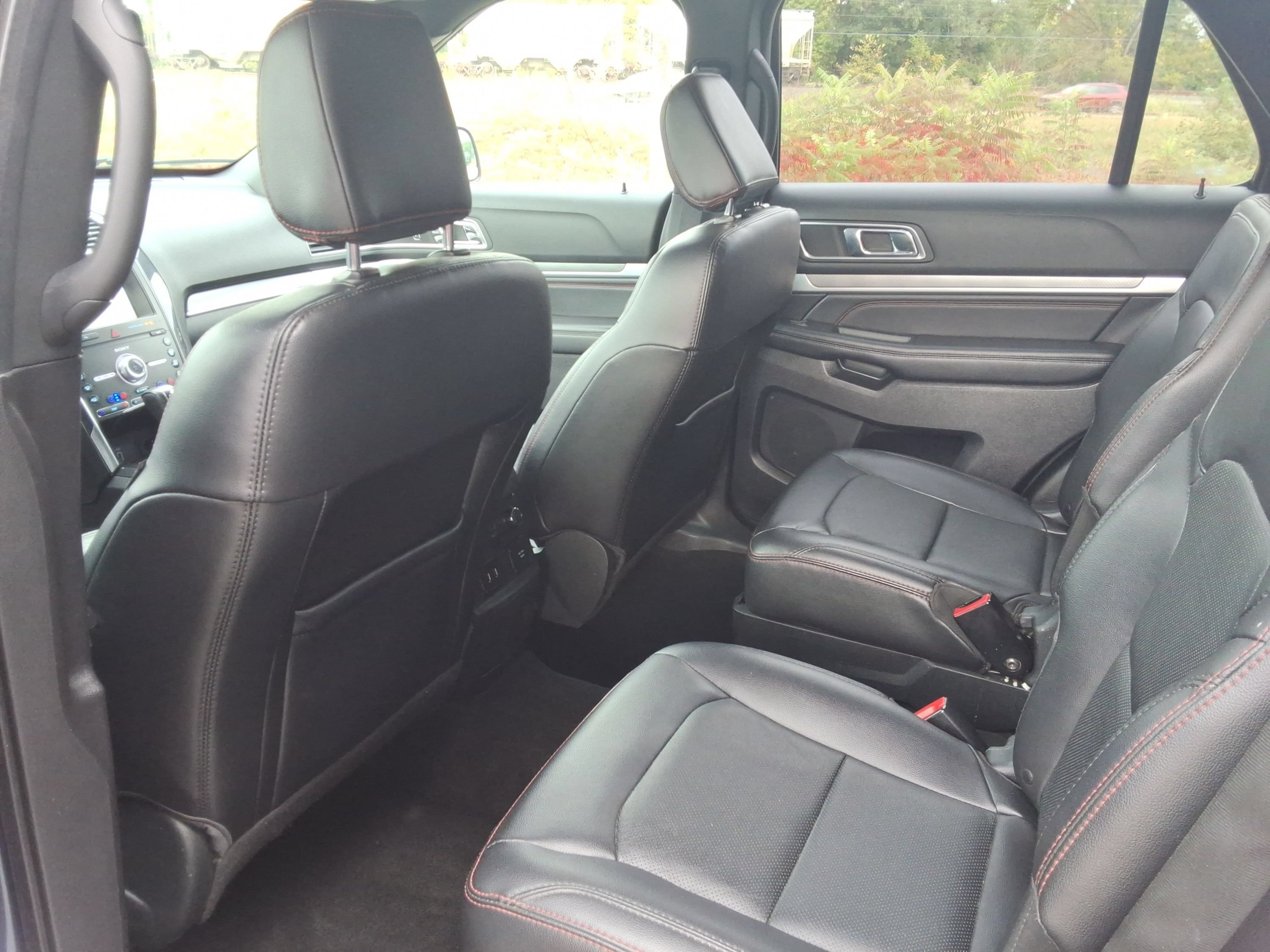 Used 2019 Ford Explorer Sport w/ Equipment Group 401A AWD/4WD image 28