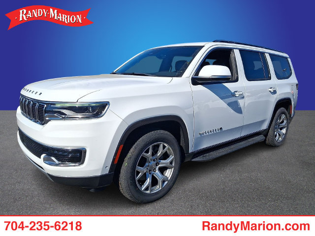 Used 2022 Jeep Wagoneer Series II RWD image 1