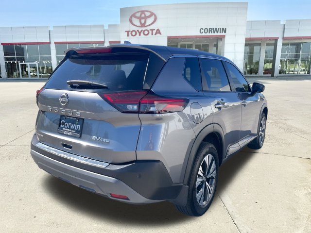Used 2023 Nissan Rogue SV AWD/4WD image 5
