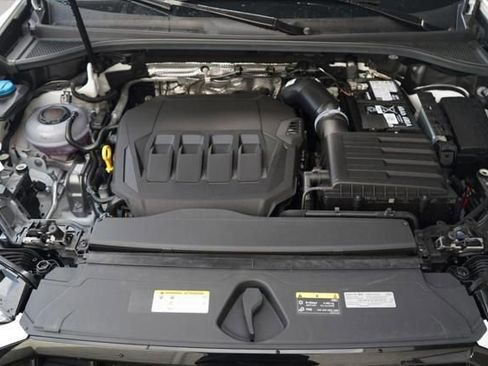 New 2025 Audi Q3 2.0T Premium image 11