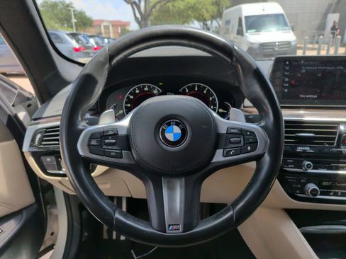 Used 2017 BMW 540i RWD image 15