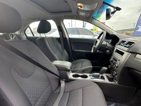 Used 2012 Ford Fusion SE image 16