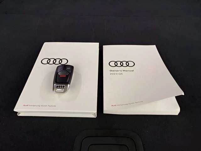 Used 2023 Audi Q5 2.0T Premium w/ Convenience Package AWD/4WD image 90