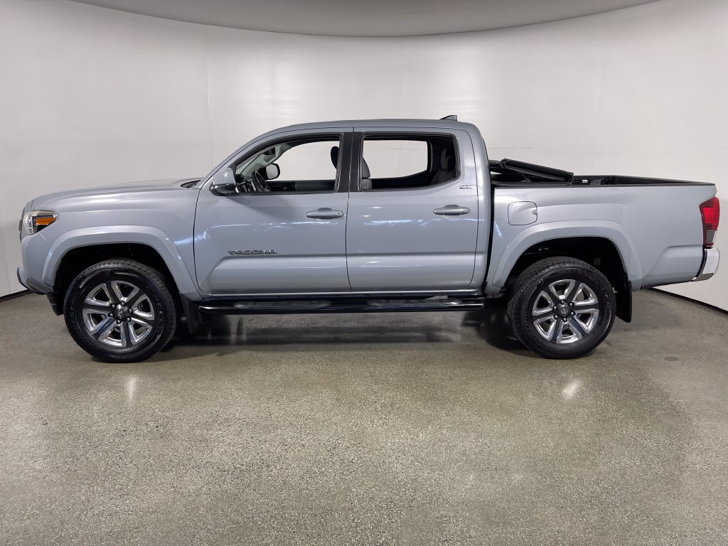 Used 2019 Toyota Tacoma SR5 RWD image 6