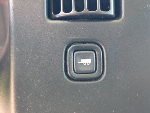 Used 2014 Chevrolet Express 2500 Extended RWD image 28