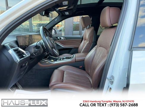 Used 2023 BMW X7 M60i image 18