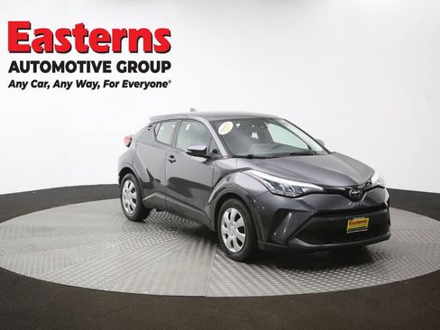 Used 2020 Toyota C-HR LE image 49