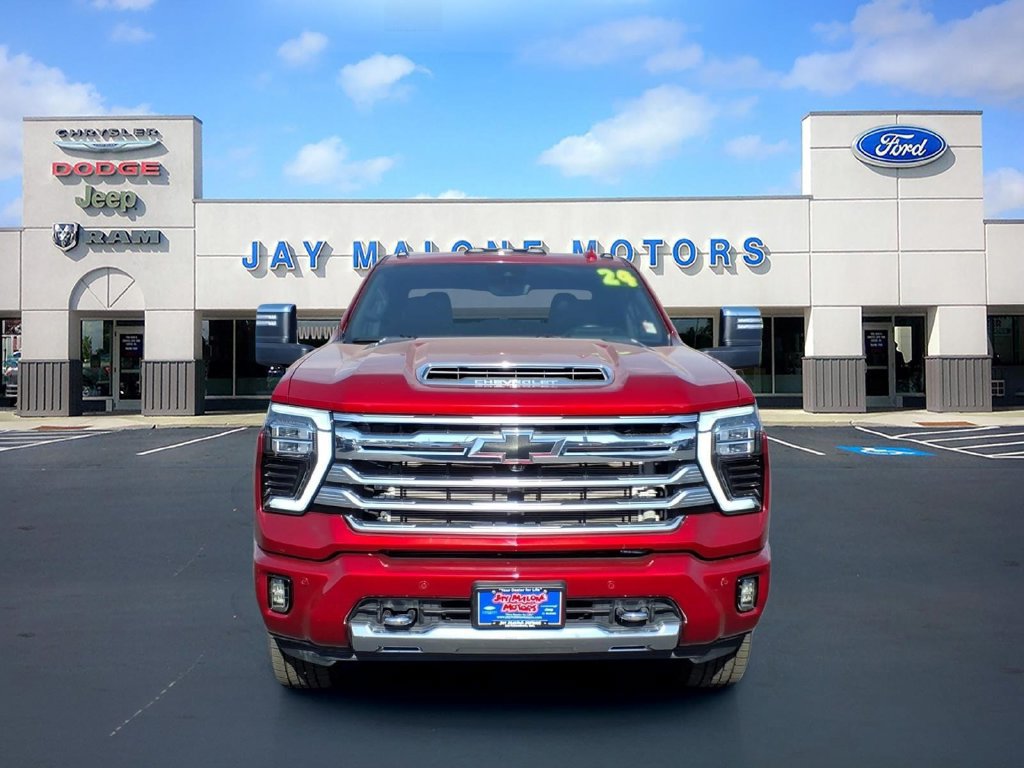 Used 2024 Chevrolet Silverado 3500 High Country w/ High Country Premium Package AWD/4WD image 9