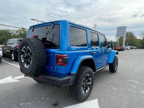 New 2025 Jeep Wrangler Unlimited Rubicon image 3