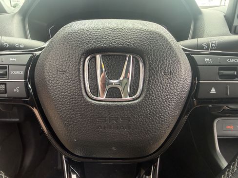 Used 2023 Honda Civic Sport image 30