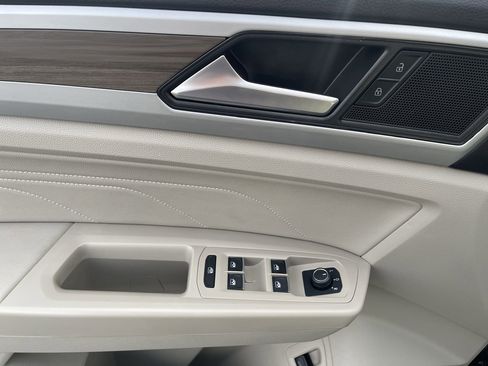 Used 2022 Volkswagen Atlas SEL image 24